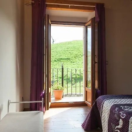 Country house La Cabana De Manuela Selaya